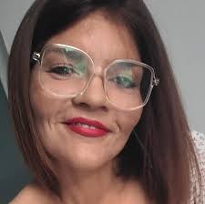 Jenniffer González Colón added...