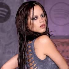 Cara Hope (@__caraharris__)