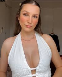 Abs (@abbey._.robinson) • Instagram photos and videos