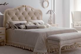 تصاميم ديكورات غرف نوم كلاسيك بتصاميم وديكورات فخمة ديكورات أرابيا