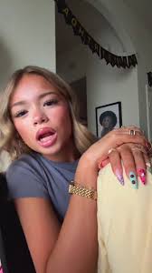 Presley Lea Official