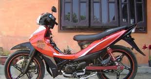 Merah archives 06 01 2019 desain stiker skotlet yamaha mio soul inovasi modif simpel sepeda motor jupiter cara pasang stikker motor mx 2007 macam macam pareasi pasang skotlet spedah motor modif stiker bodi mx motor bebek. Warna Modif Motor Jupiter Z1 Info Kece