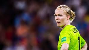 @atletifemenino goalkeeper @hedvig_lindahl joins martin this evening on the #askmartingk show which kicks off at 7pm uk a. Hedvig Lindahl Opererad Missar Em Kval Dn Se