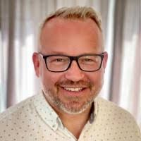 Tom Bechard's Instagram, Twitter & Facebook