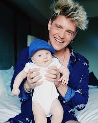 Hija De Lio Y Ami On Instagram Me Toco Un Papa Loco Pero Divertido Que Dicen Ustedes Jaja En 2020 Fotos De Chicas Guapas Fotos De Ruggero Hijos