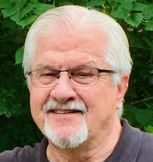 Douglas Mickelson's Instagram, Twitter & Facebook