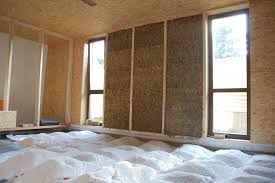 Beton Streifenfundament Auf Bruch Schotter Bis Frostgrenze Als Basis Fur Eine Strohballenwand Dazwischen Wird Der Boden Umbau Scheune Streifenfundament Haus