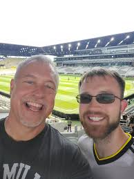 David Kozlowski (@kozlowskid84)