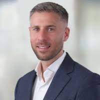 300+ profilů „Psaras“