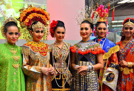 This category has the following 29 subcategories, out of 29 total. People Of Malaysia Go Travel Asia
