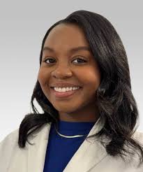 Lauren Seale's Instagram, Twitter & Facebook