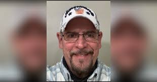 Jeff Hodge's Instagram, Twitter & Facebook