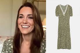 Cea mai populară rochie de la Zara. Aceasta a fost purtată și Kate Middleton