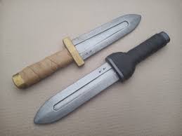 Vinland Saga Thorfinn Daggers. Prop. Plywood. Cosplay. Fan - Etsy