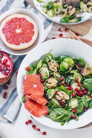 Winter Salat Mit Walnussen Grapefruit Und Granatapfelkernen Rezept Rezepte Lebensmittel Essen Und Leckere Salate