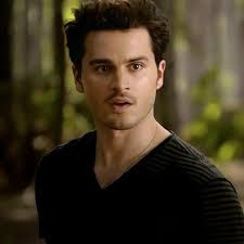 Enzo with short or long hair? : r/TheVampireDiaries