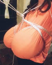 Busty Heather Beck - Busty Curvy Babes