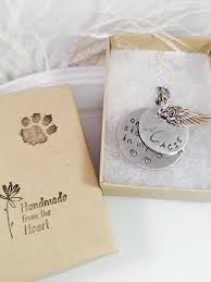 Memorial jewelry for your pets cremation ashes is a new trend so you can keep your pet close to your heart. 9 Touching Pieces Of Pet Memorial Jewelry