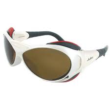 Shop online now for your very own julbo explorer camel sunglasses. Julbo Explorer Brown Cameleon Sunglasses Buy Online Bergfreunde Eu