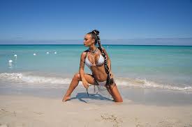 Free bec rawlings rowdy bec nudes mma ufc fighter Porn Photo Galleries 2 |  xHamster