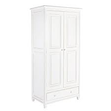 Mobile composto da 3 ante, 2 bastoni appendiabiti e 3 cassetti con maniglie in metallo. Armadio Bianco Shabby Chic Mobili Provenzali Shabby Chic On Line