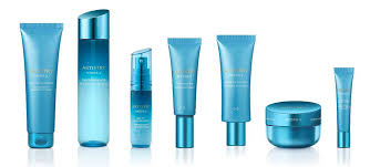 Register as a customer now to get a 12% discount on all products! Produkttest Artistry Feuchtigkeitspflege Set Amicella De