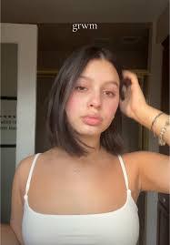 Sophia Costello's Instagram, Twitter & Facebook