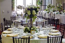 Pourquoi ne pas opter pour une idée plus originale pour nommer vos tables de mariage ? Table De Mariage Choisir Un Nom Selon Votre Theme Causons Mariage