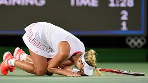 Jun 17, 2021 · the tennis champ lined up a series of marks on the court for her youngster to run to and try to hit a tennis ball with the swift motion of a forehand. Kerber Spielt Bei Olympia Um Tennis Gold