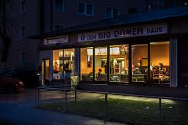 This app had been rated by 2 users, 1 users had rated it 5*, 1 users had rated it 1*. Nighthawks At The Doner Trifolia