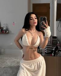 Fernanda Villalobos - Free pics, galleries & more at Babepedia