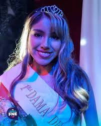 ELECCIÓN REINA DE LA ESCUELA MUNICIPAL MARINA VILTE 👑Representante: Anelei  Shamira Fernández Almiron 🌺1ra Princesa: Antonela Daiana Solange Mamani  Luzcubir 🌺2da Princesa: Rocío Daniela Alemán 🌼1ra Dama de Honor: Selena  Nahir Paredes