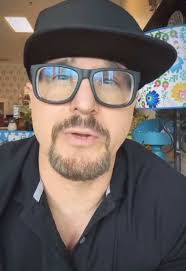 Aaron Ditch's Instagram, Twitter & Facebook