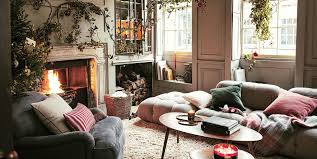 Ya sea que tu árbol sea natural o artificial, debes considerar dónde. Ideas Para Decorar Tu Casa Sin Arbol De Navidad
