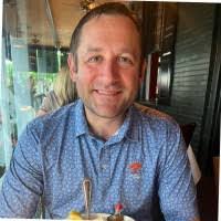 Eric Kiesel's Instagram, Twitter & Facebook