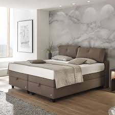 Pin Von Agata Jablonska Auf Schlafzimmer Ideen Haus Deko Boxspringbett Schlafzimmer Ideen