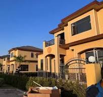 Luxury Mobile House Prefab Light Steel Structure Vacation House Villa