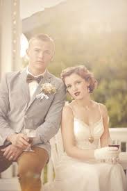 Dann möchte sie den führerschein machen. 20er Jahre Travel Hochzeitsinspiration Von Gideon Photography Hochzeitsinspirationen 20 Jahre Hochzeit Braut Brautigam