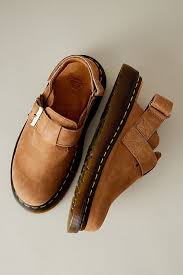 Leah Bergstrom (leahbee2002)