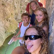 Is it worth trying to go upto Timanfaya in the afternoon once the queues  have gone it get there really early in the morning? Thanks