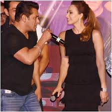 Iulia vantur is an actress and model presenter who is better known for her work in the most hit live tv show dancing for you. Is Marriage On The Cards For Salman Khan And Rumoured Girlfriend Iulia Vantur Here S What She Says Pinkvilla