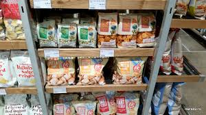 Astazi, marks & spencer numara peste 1400 de magazine din 57 de tari. La Primul Magazin Marks Spencer Food Din Romania Nwradu Blog