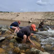 The fees will be used to promote sustainability at nmu through programming and internal grant opportunities. Discoveries From The Blue Green Pharmacy U M Lsa University Of Michigan Biological Station Umbs