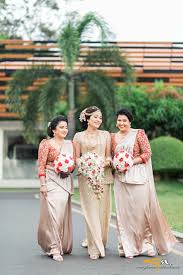Pin By Shansa Jayaweera On Kandyan Bridal Sri Lanka Bridesmaid Saree Brides Mate Dress Wedding Brides Maid