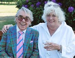 So we said, he's all right. Ronnie Corbett Left More Than 3 5m In His Will For His Family Daily Mail Online