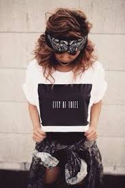 Pour cela, rien de plus simple : 48 Idees De Port De Tete Bandanas Bandana Cheveux S Habiller Coiffure