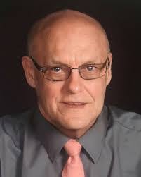 Dennis Bowen's Instagram, Twitter & Facebook