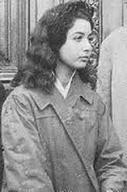 En 1960 elle est accusée d'avoir déposé une bombe à alger elle est arrêtée, torturée, violée et emprisonnée puis envoyée en france où elle est jugée fin juin 19611. Djamila Boupacha La Bataille D Alger Alger Histoire Algerie