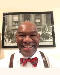 Professor-Bowtie (@bowtie8) • Instagram photos and videos