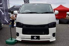 ルナインターナショナル ハイエースカスタム デビルボンネットパネル装着 スーパーカーニバル2016 ハイエース カスタム トヨタハイエース ハイエース